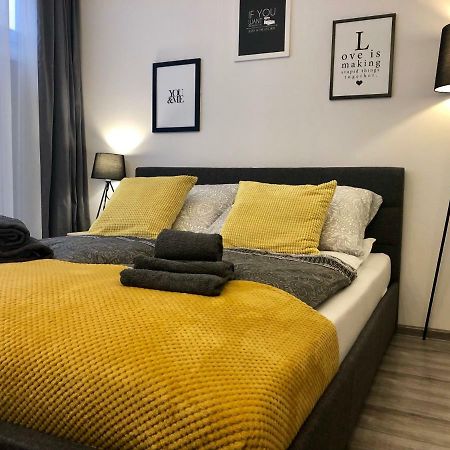 Apartament Szczesliwa 13 - Plac Ratuszowy Jelenia Góra Eksteriør bilde