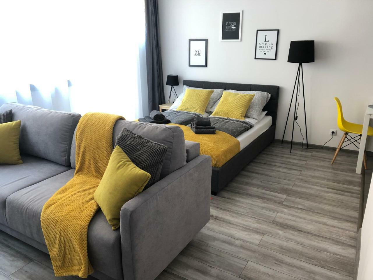 Apartament Szczesliwa 13 - Plac Ratuszowy Jelenia Góra Eksteriør bilde