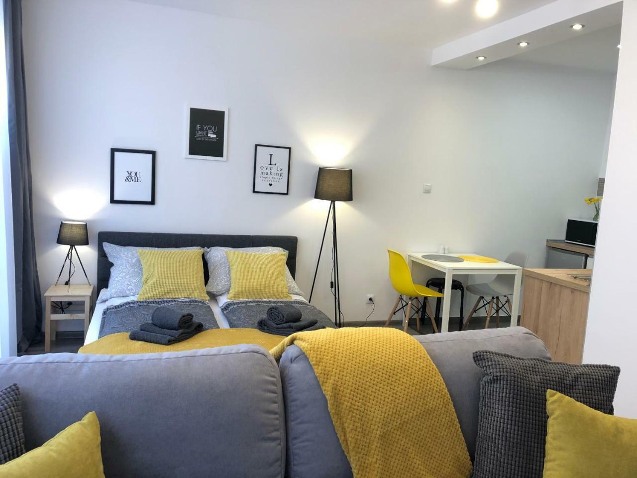 Apartament Szczesliwa 13 - Plac Ratuszowy Jelenia Góra Eksteriør bilde