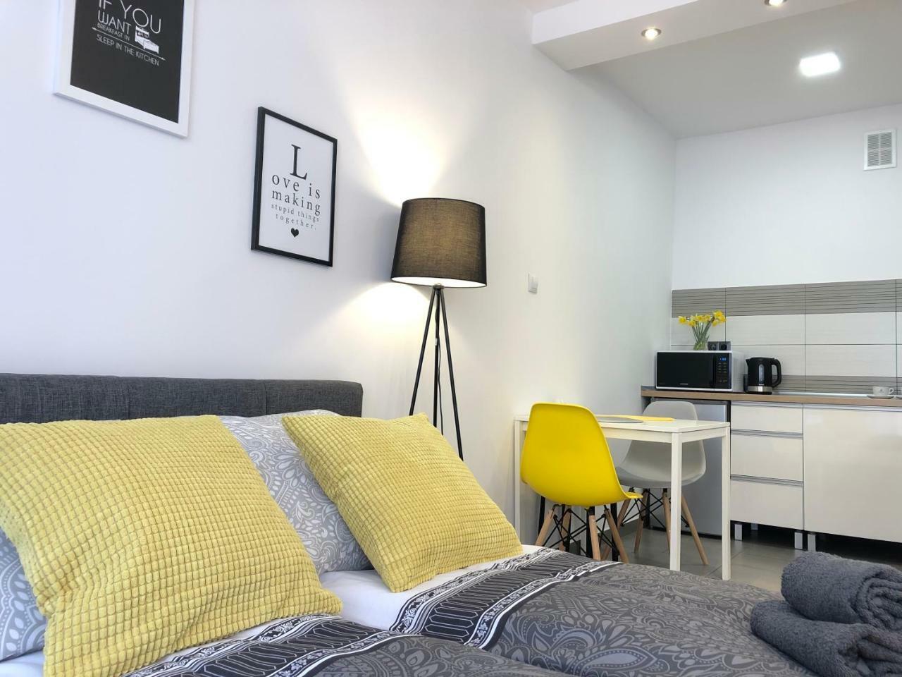 Apartament Szczesliwa 13 - Plac Ratuszowy Jelenia Góra Eksteriør bilde